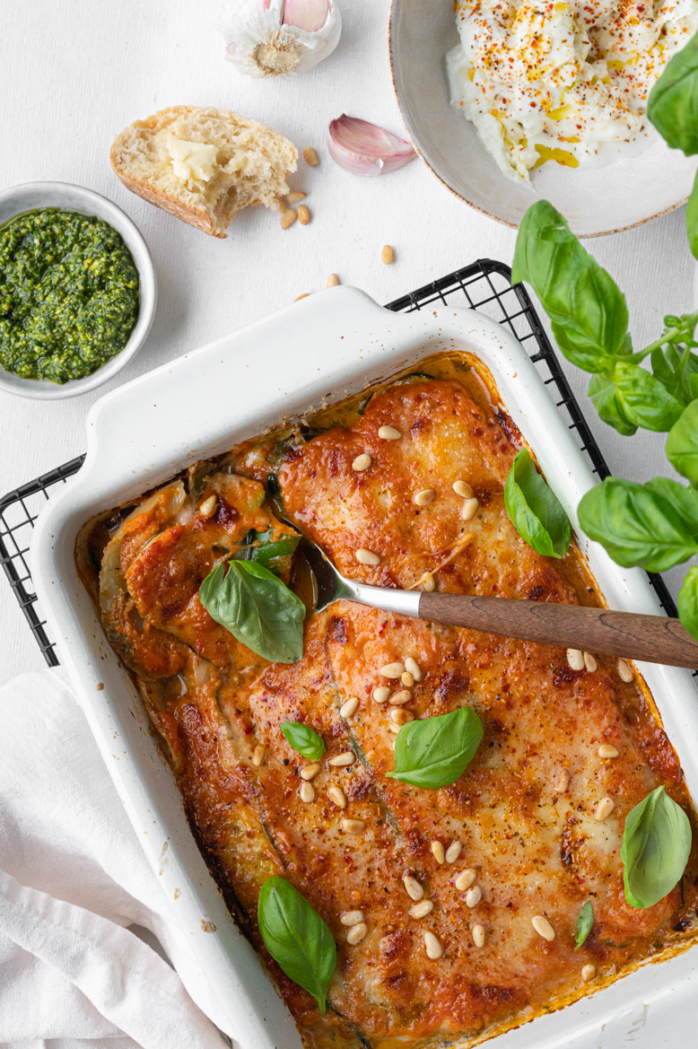 Groentelasagne met aubergine, courgette, venkel en tomaat