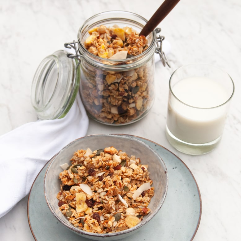 Tropical granola