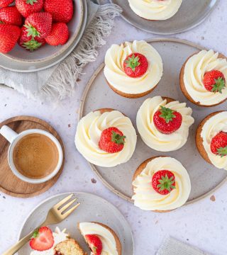 aardebeien cupcakes