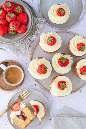 aardebeien cupcakes