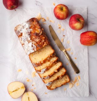 Frisse Yoghurtcake met appel en citroen