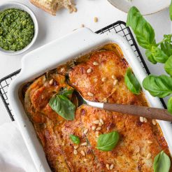 Groentelasagne met aubergine, courgette, venkel en tomaat