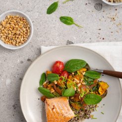 Zalm - romige pesto groentjes - quinoa