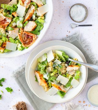 Pasta caesar salade